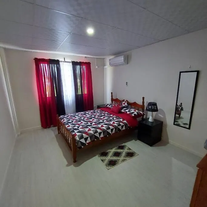 Miss Pea Apartments Краун-Пойнт