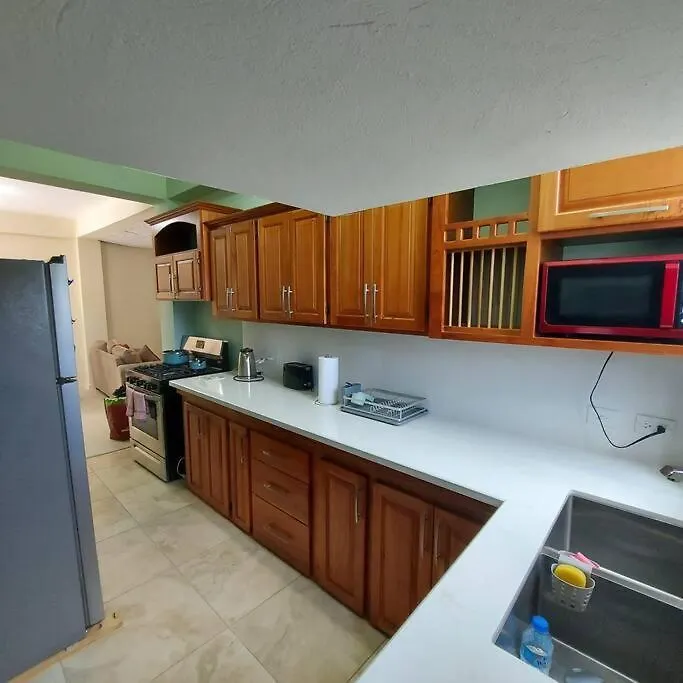 Miss Pea Apartments Краун-Пойнт