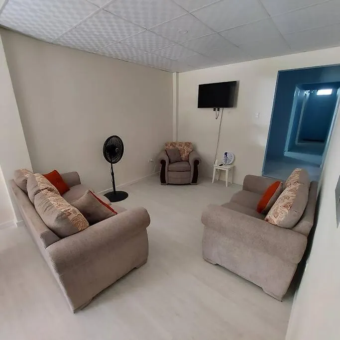Miss Pea Apartments Crown Point Trinidad und Tobago