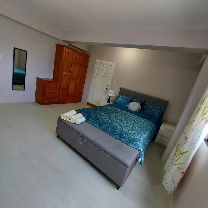 Miss Pea Apartments Crown Point 0*,  Trinidad und Tobago
